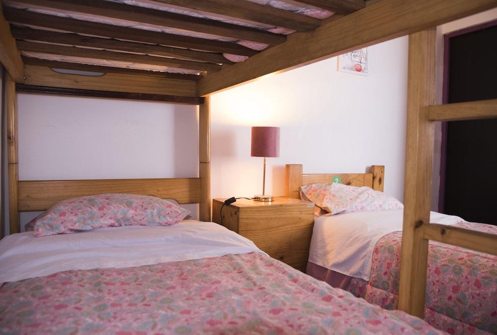 Red Llama Eco Hostel Лима Экстерьер фото
