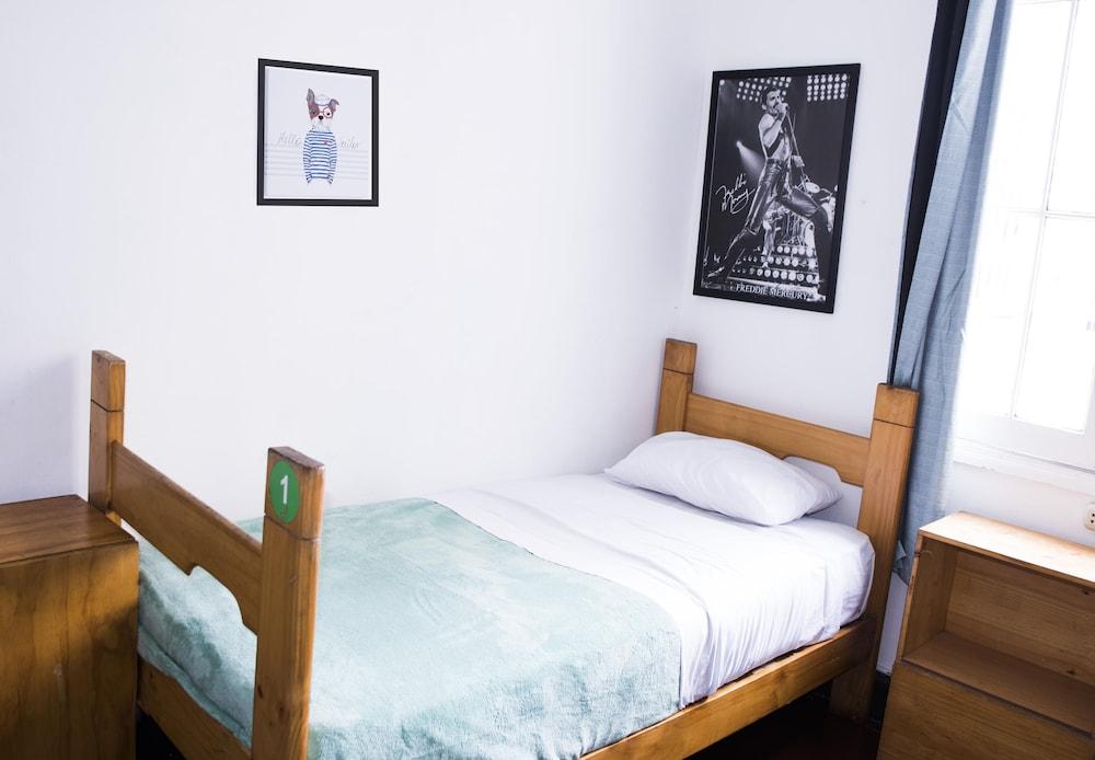 Red Llama Eco Hostel Лима Экстерьер фото