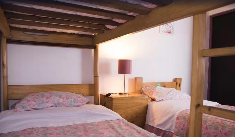 Red Llama Eco Hostel Лима Экстерьер фото
